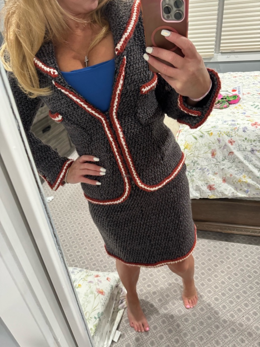 CHANEL Charcoal Knit Two-Piece Suit with Red and White Trim - Picture 8 of 11